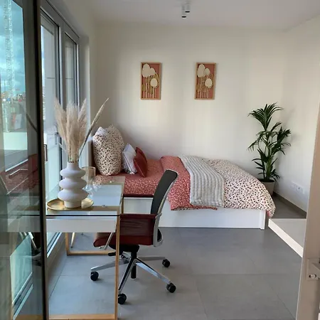 Apartment Passage A 10 Mins De Charles De Gaulle, Proche Parc D'exposition